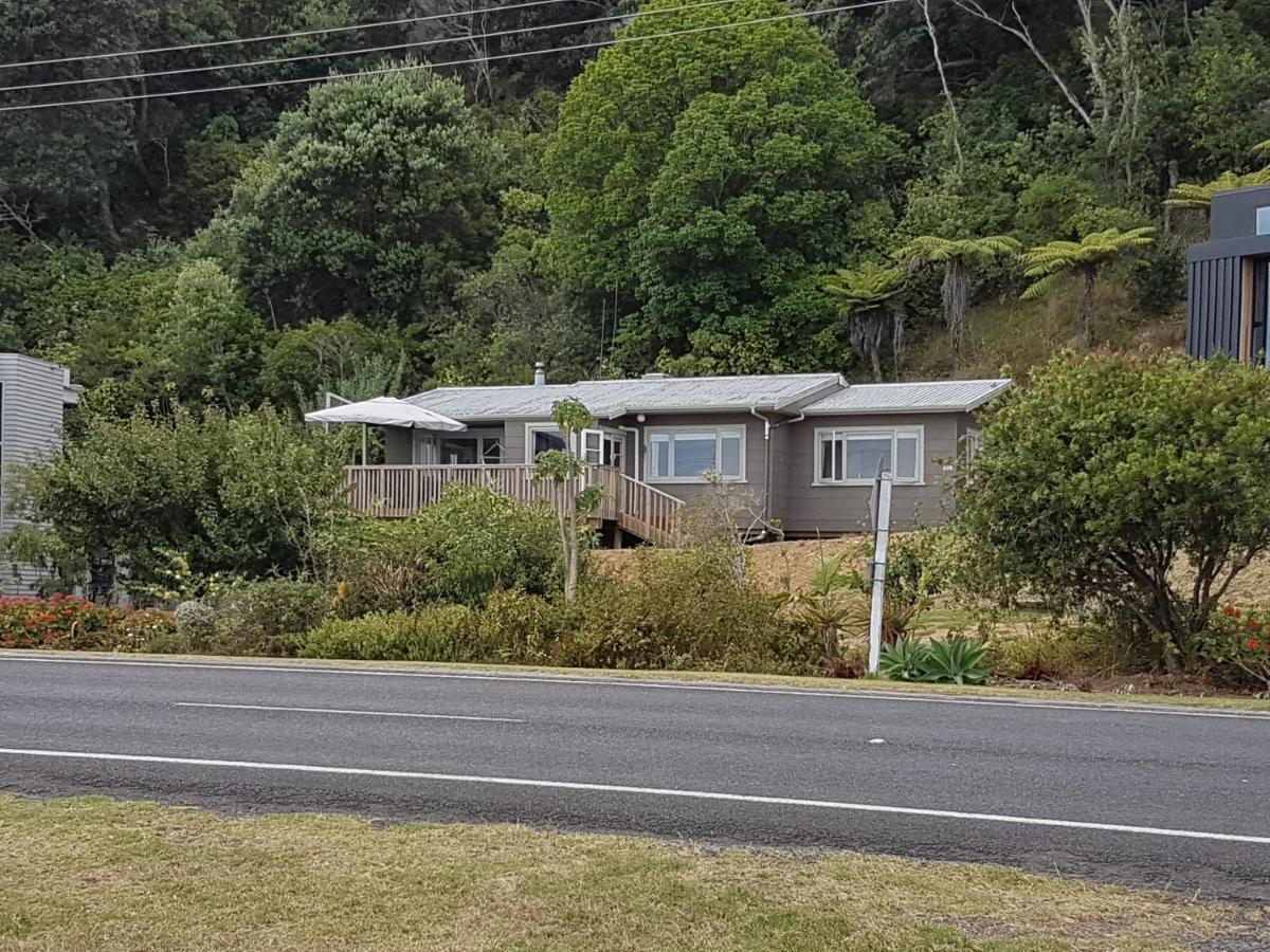 Coromandel Tapu - Beachfront Escape Экстерьер фото