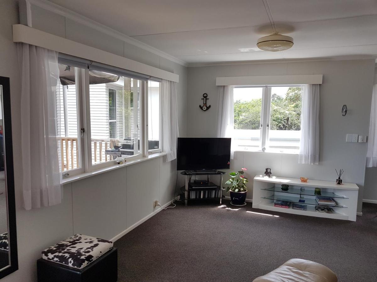 Coromandel Tapu - Beachfront Escape Экстерьер фото
